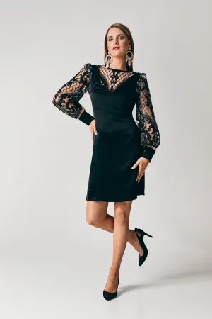 Kassandra Dress
