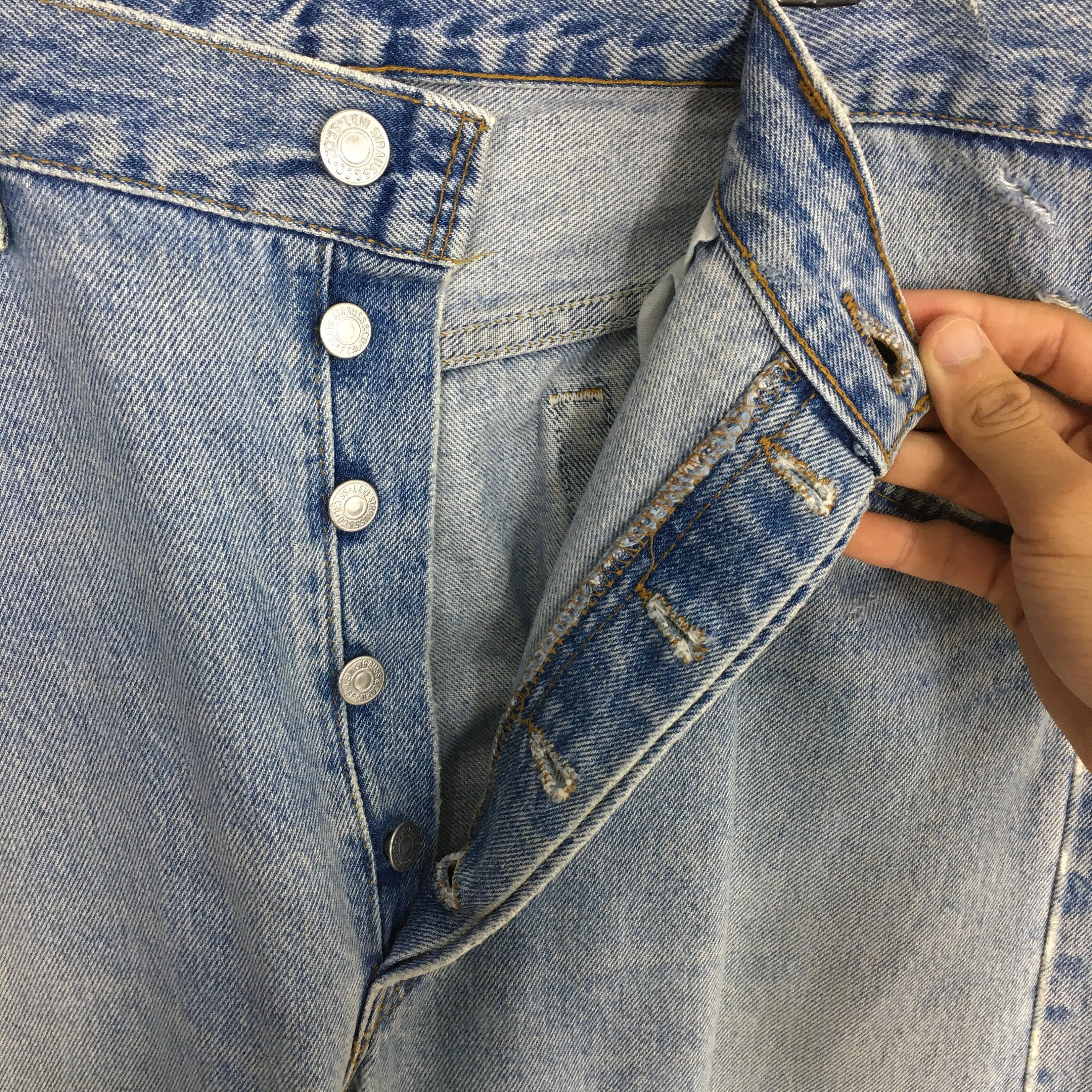 Levi's 501 Blue Faded Dirty Jeans Size 34x32