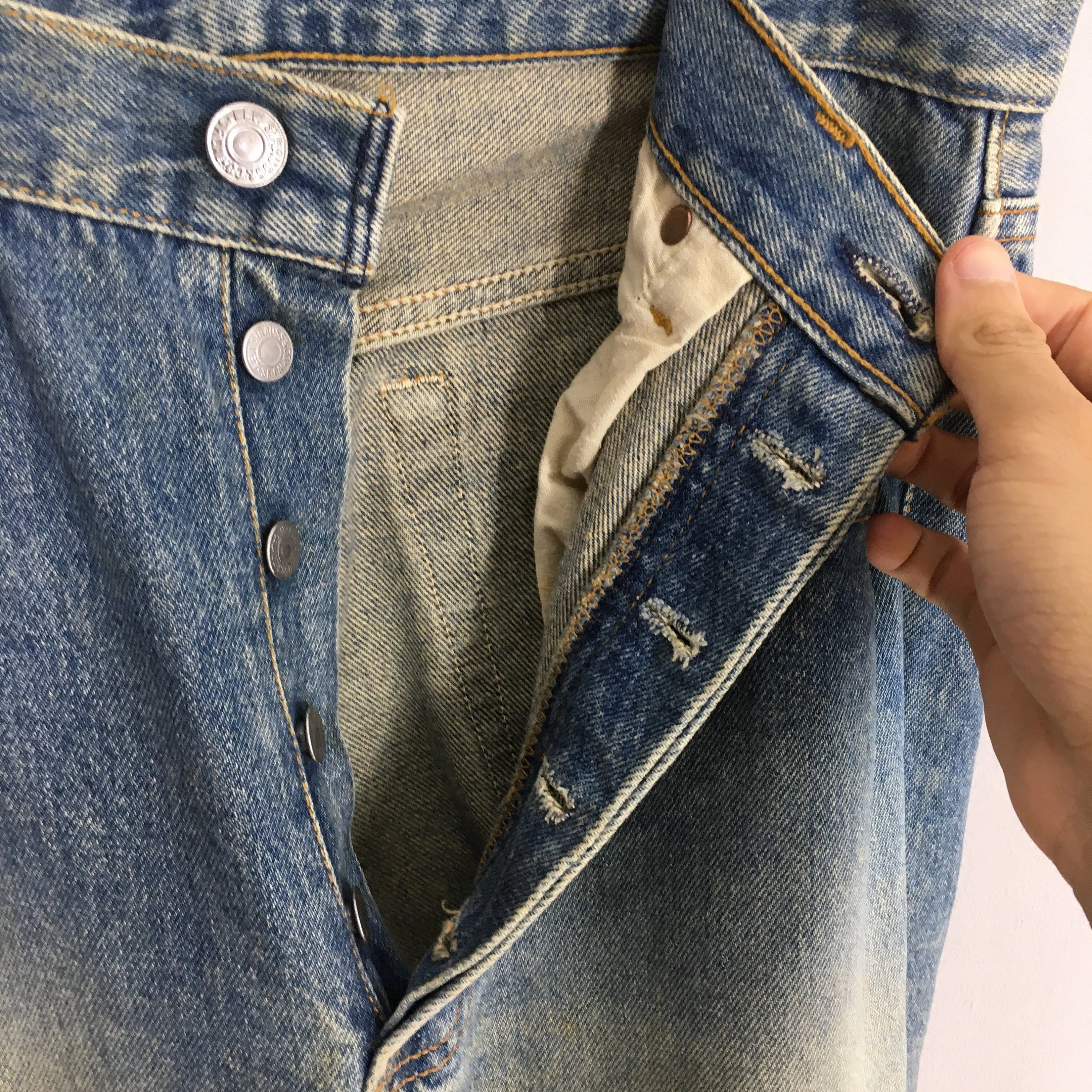 Levi's 501 Distressed Stonewash Jeans Size 31x31