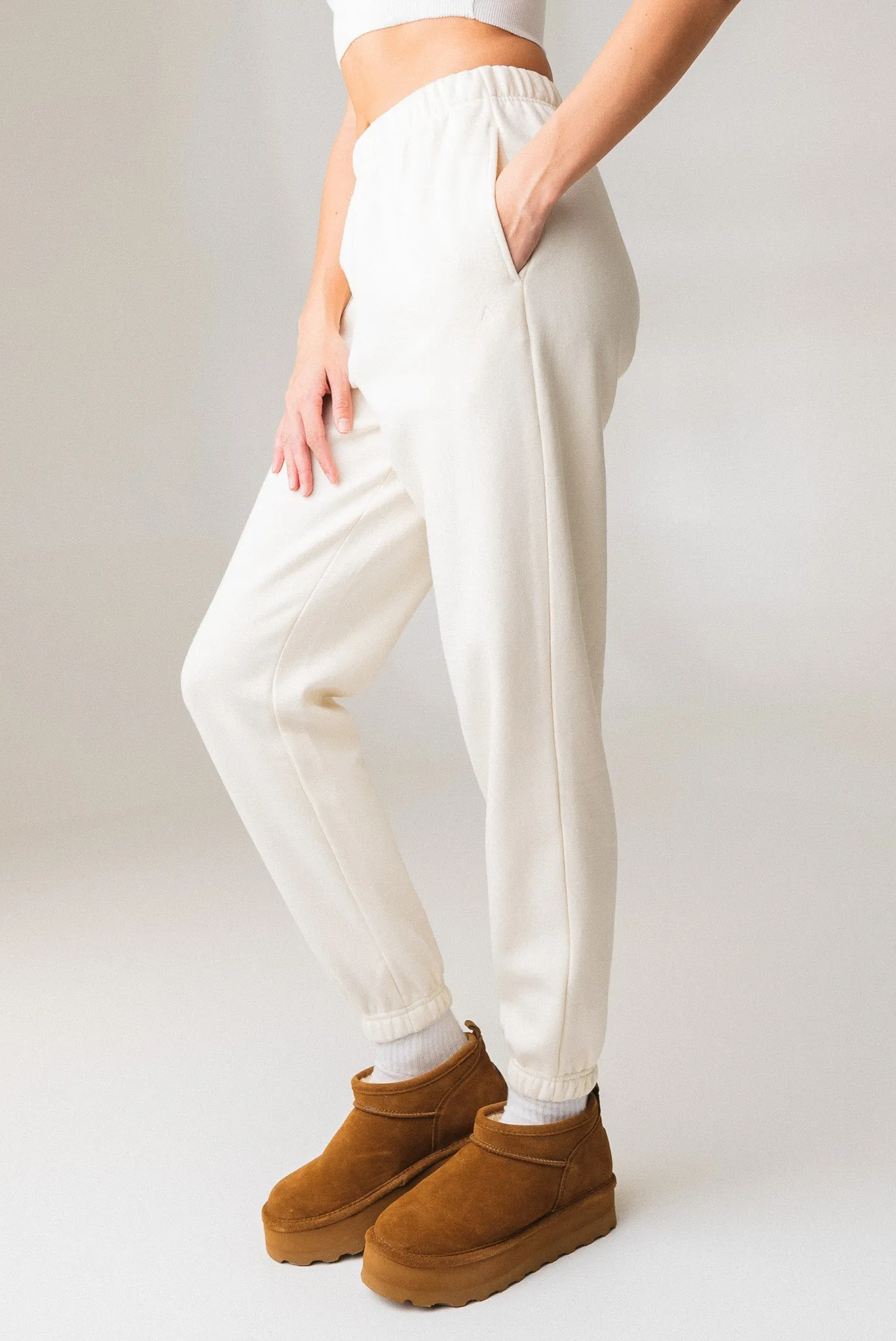 Vitality Cozy Uni Jogger - Oat