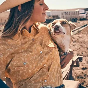 Wrangler Women's Essential S/S Western Snap Shirt in Floral Yellow